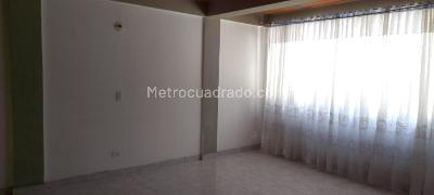 Apartaestudio en venta en Chapinero, Bogotá, 38 m² · foto 4 de 9