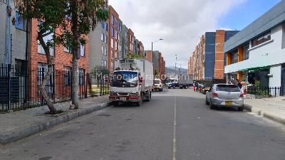 Apartamento de 3 alcobas en venta en Soacha Campestre, Soacha, 41 m² · foto 2 de 20