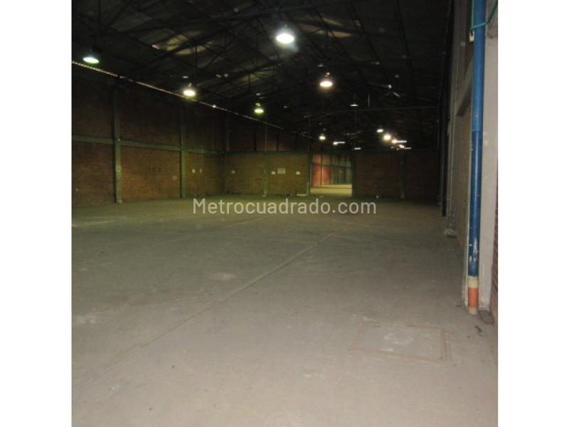 Bodega en Arriendo, El Troncal, Cali – další