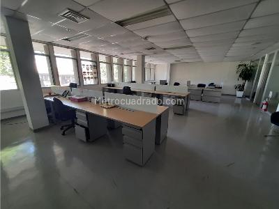 Edificio de Oficinas en Arriendo, Menga, Cali