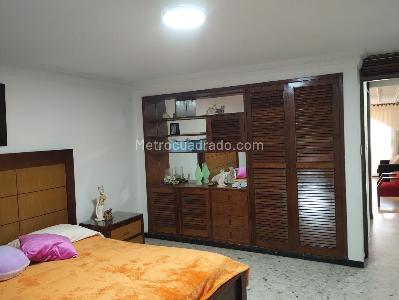 Apartamento de 3 alcobas en venta en Cerro Cristales, Cali, 212 m² · foto 15 de 20