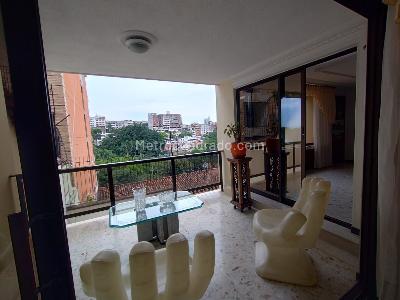 Apartamento de 3 alcobas en venta en Cerro Cristales, Cali, 212 m² · foto 17 de 20