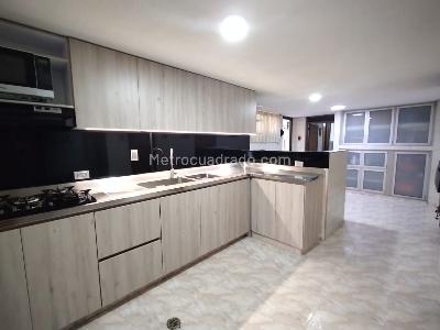 Apartamento de 3 alcobas en venta en Cerro Cristales, Cali, 212 m² · foto 7 de 20