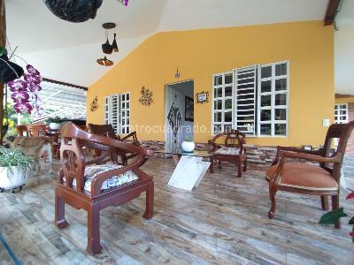 Casa de 4 alcobas en venta en La Reforma, Cali, 350 m² · foto 10 de 17