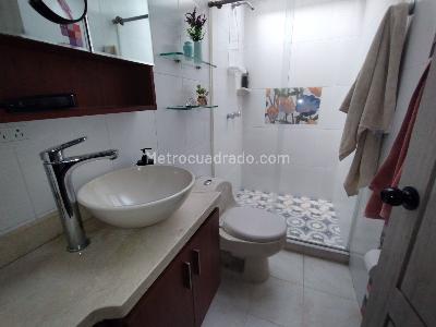 Casa de 4 alcobas en venta en La Reforma, Cali, 350 m² · foto 14 de 17