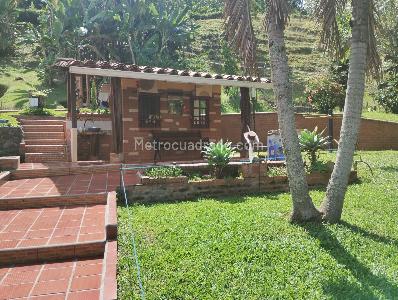 Casa de 4 alcobas en venta en La Reforma, Cali, 350 m² · foto 3 de 17
