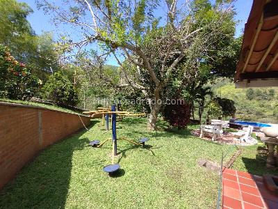 Casa de 4 alcobas en venta en La Reforma, Cali, 350 m² · foto 4 de 17