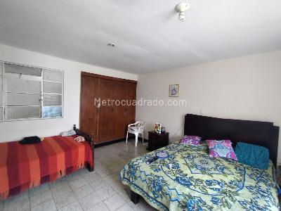 Casa de 5 alcobas en venta en San Fernando, Cali, 200 m² · foto 19 de 20