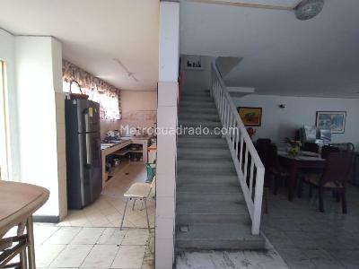 Casa de 5 alcobas en venta en San Fernando, Cali, 200 m² · foto 6 de 20
