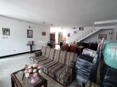 Casa de 5 alcobas en venta en San Fernando, Cali, 200 m² · foto 12 de 20