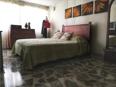 Apartamento de 4 alcobas en venta en Laureles, Medellín, 240 m² · foto 7 de 20