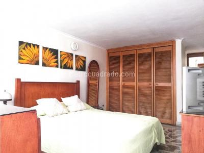 Apartamento de 4 alcobas en venta en Laureles, Medellín, 240 m² · foto 12 de 20