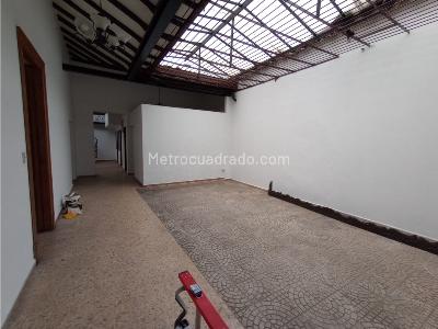 Casa de 5 alcobas en arriendo en Mesa, Envigado, 270 m² · foto 5 de 20