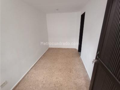 Casa de 5 alcobas en arriendo en Mesa, Envigado, 270 m² · foto 13 de 20