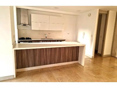 Apartamento de 3 alcobas en arriendo en Lalinde, Medellín, 145 m² · foto 3 de 18