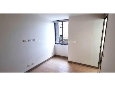 Apartamento de 3 alcobas en arriendo en Lalinde, Medellín, 145 m² · foto 8 de 18
