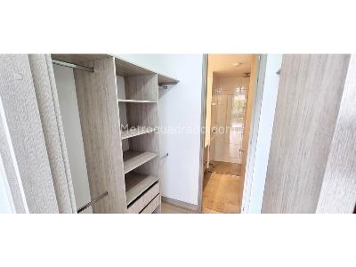 Apartamento de 3 alcobas en arriendo en Lalinde, Medellín, 145 m² · foto 11 de 18