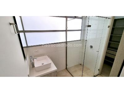 Apartamento de 3 alcobas en arriendo en Lalinde, Medellín, 145 m² · foto 15 de 18