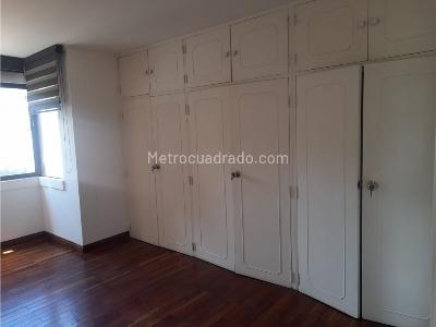 Apartamento de 3 alcobas en arriendo en El Poblado, Medellín, 134 m² · foto 7 de 16