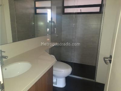 Apartamento de 3 alcobas en arriendo en El Poblado, Medellín, 134 m² · foto 16 de 16