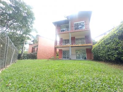 House for rent in Loma De Las Brujas, Envigado