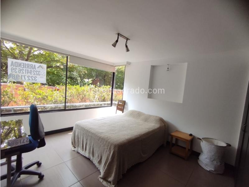 Modern 5BR Apartment in Patio Bonito with 2 Garages