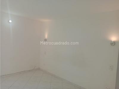 Apartamento de 3 alcobas en arriendo en El Poblado, Medellín, 110 m² · foto 8 de 16