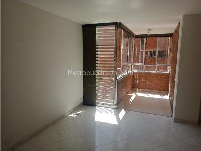 Apartamento de 3 alcobas en arriendo en El Poblado, Medellín, 110 m² · foto 9 de 16