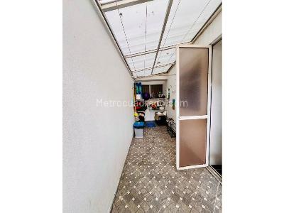 Apartamento de 4 alcobas en arriendo en Castropol, Medellín, 140 m² · foto 17 de 18