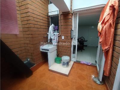 Apartamento en venta en Buenos Aires, Medellín · foto 4 de 12