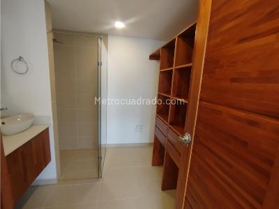 Apartamento de 3 alcobas en arriendo en Sabaneta, Sabaneta, 90 m² · foto 9 de 20