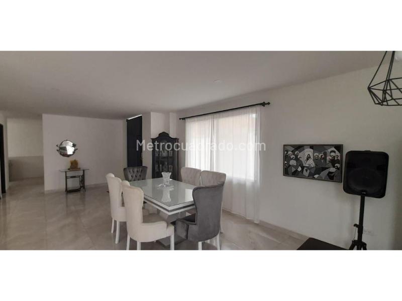 4BR House in Porvenir (240 m²) - 5