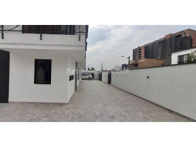 Casa de 4 alcobas en arriendo en El Porvenir, Rionegro, 240 m² · foto 10 de 14