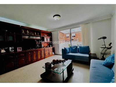 Casa de 3 alcobas en venta en La Mota, Medellín, 140 m² · foto 2 de 16