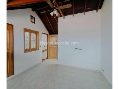 Casa de 3 alcobas en venta en La Mota, Medellín, 140 m² · foto 6 de 16
