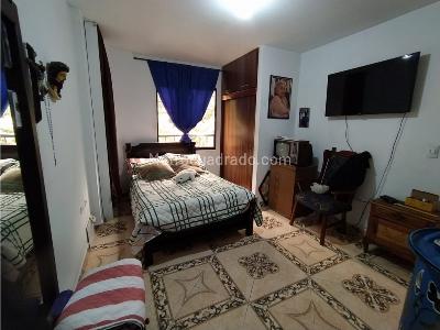 Apartamento en venta en Buenos Aires, Medellín · foto 10 de 14