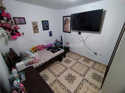 Apartamento en venta en Buenos Aires, Medellín · foto 11 de 14