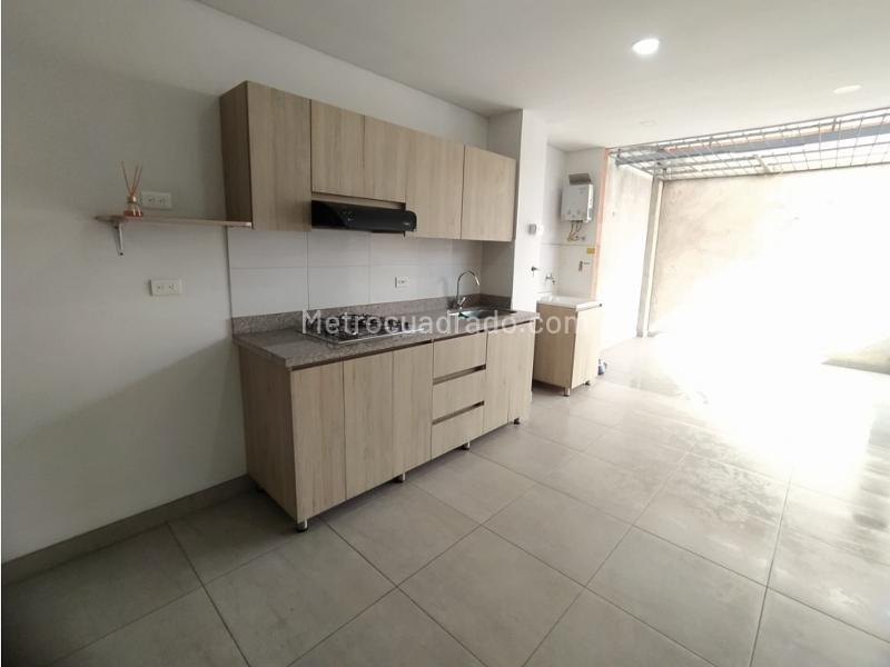 Apartamento Moderno de 1 Alcoba en Laureles - 2