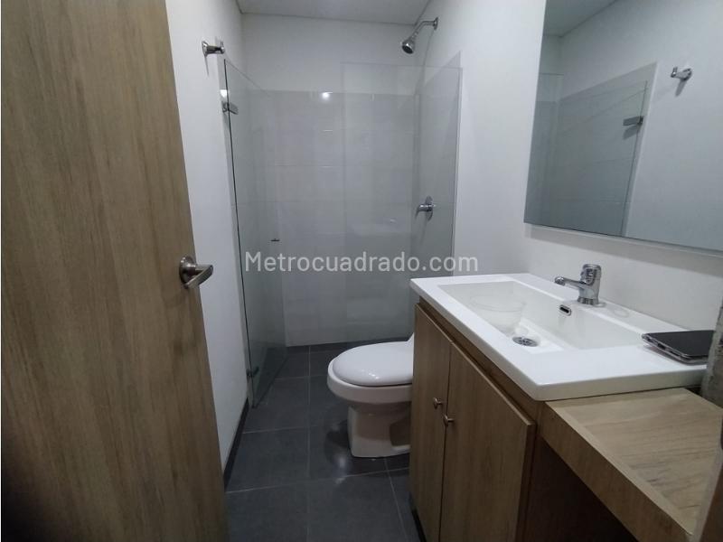 Apartamento Moderno de 1 Alcoba en Laureles - 9