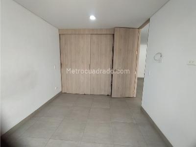 Apartamento de 1 alcoba en arriendo en Laureles, Medellín, 62 m² · foto 13 de 14