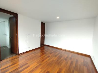 Apartamento de 3 alcobas en arriendo en El Poblado, Medellín, 85 m² · foto 10 de 20