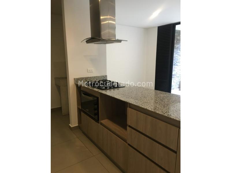 Apartamento en Arriendo, Puro Cuero, Retiro - 2