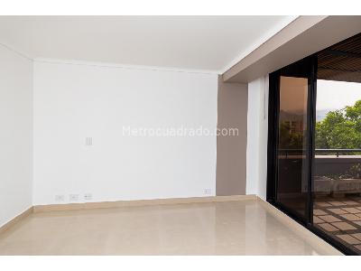 Apartamento en venta en El Poblado, Medellín · foto 8 de 20