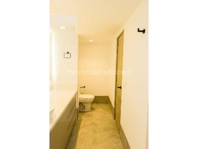 Apartamento en venta en El Poblado, Medellín · foto 10 de 20