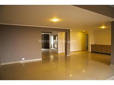 Apartamento en venta en El Poblado, Medellín · foto 14 de 20
