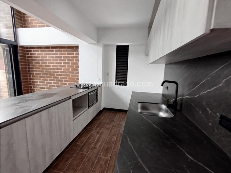 Apartamento en Arriendo, Puro Cuero, Retiro - 4