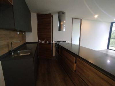 Apartamento de 2 alcobas en venta en Las Palmas, Medellín, 98 m² · foto 2 de 20