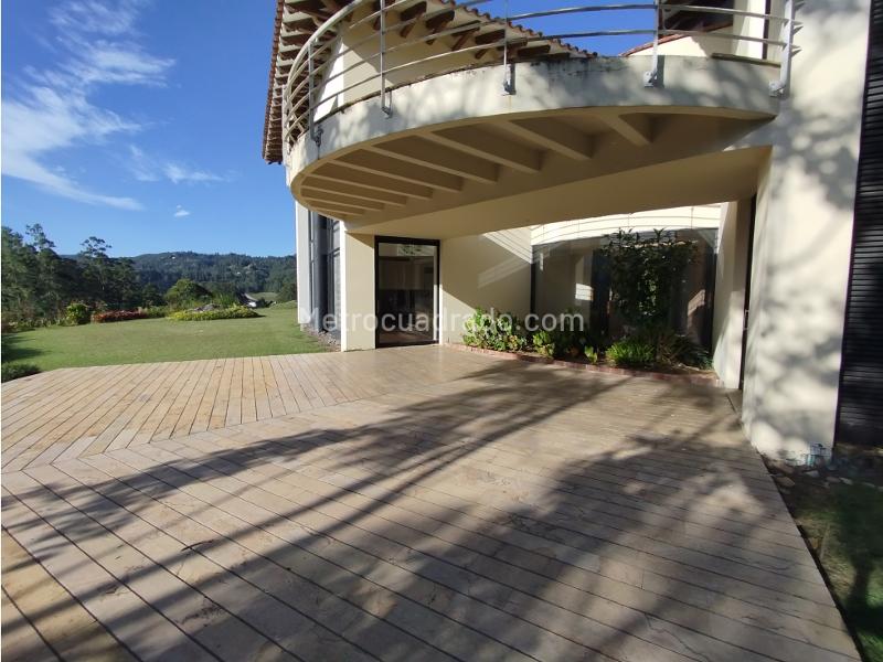 Casa – Retiro - Más