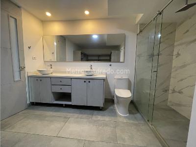 Apartamento en arriendo en El Campestre, Medellín · foto 14 de 19