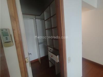 Casa de 4 alcobas en venta en Loma Benedictinos, Envigado, 300 m² · foto 15 de 20